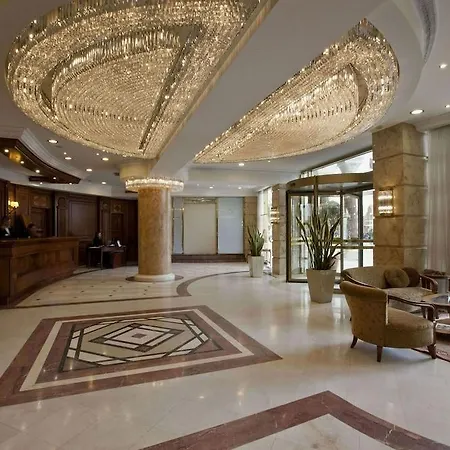 إلكترا بالاس فندق 5*